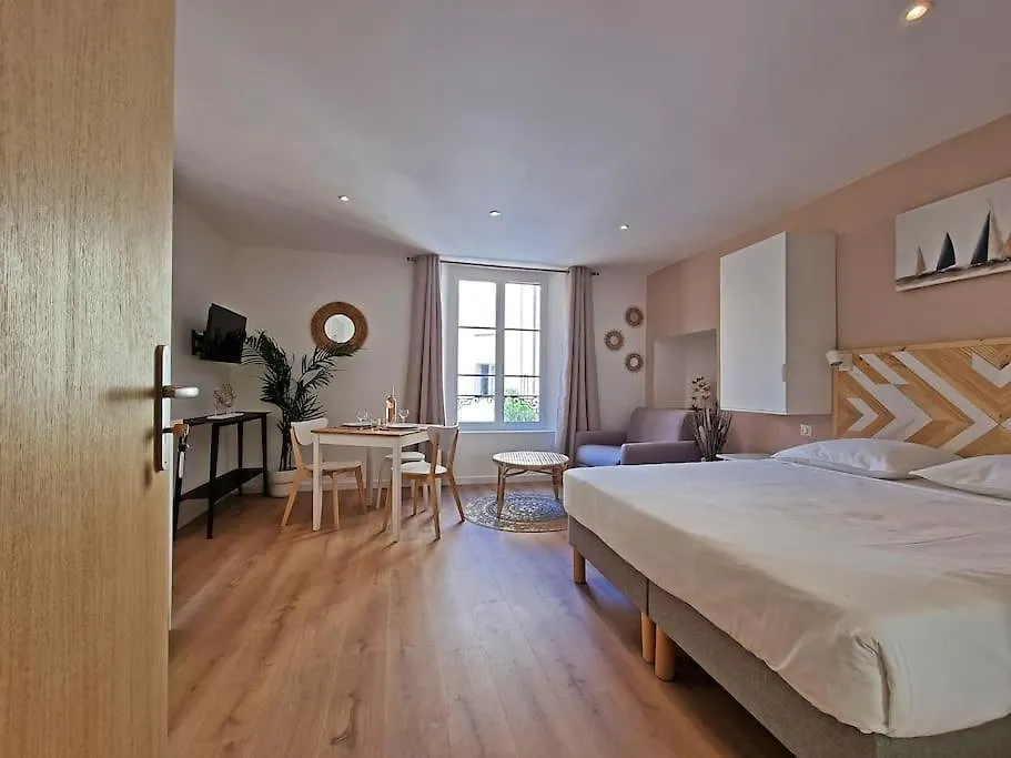 Cosy - Climatise - 2 Pas Du Port - Place Aux Herbes Saint-Tropez 0*,